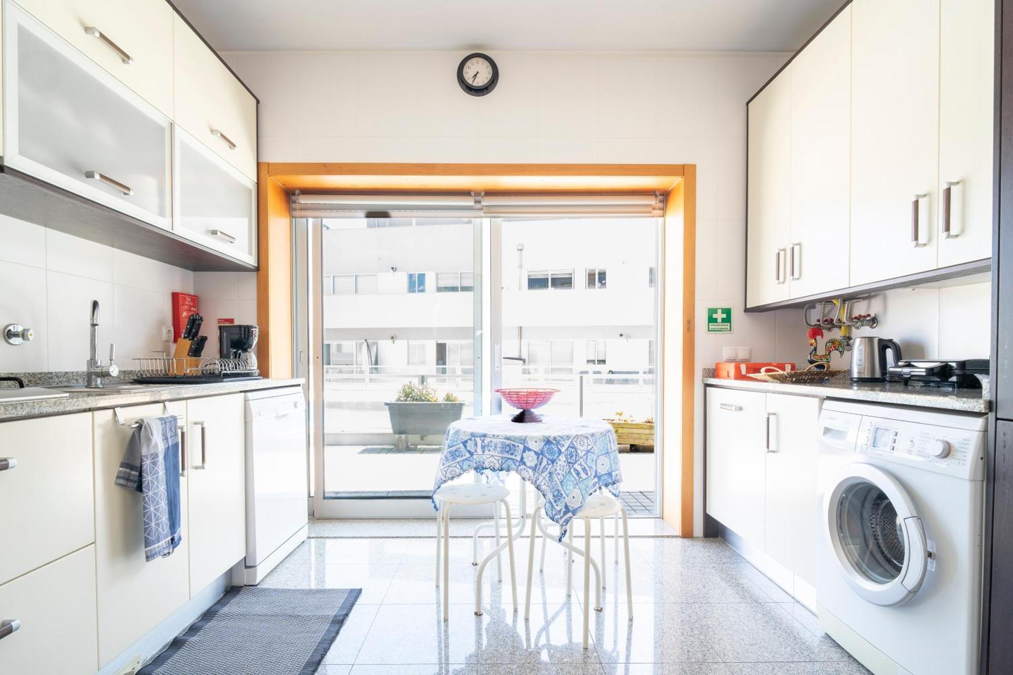 Oporto City And Beach Apartment ラーヴラ エクステリア 写真